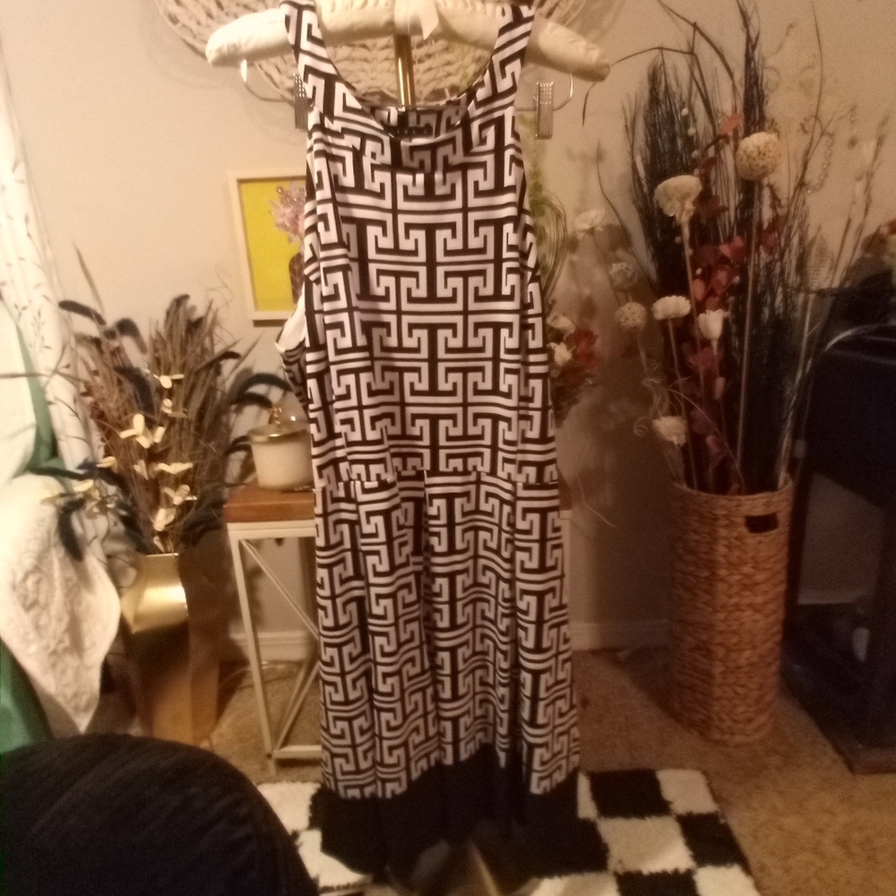 Tiana B. Black and White Geometric Maxi Dress